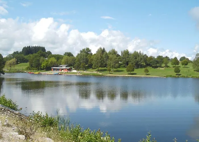 De La Taouyre Hébergement de vacances Saint-Symphorien-de-Thenieres