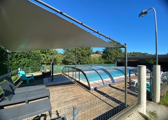 De La Taouyre Hébergement de vacances Saint-Symphorien-de-Thenieres